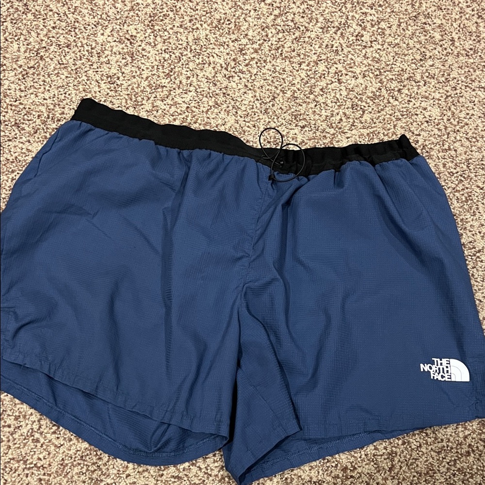 North face lined shorts XXL
